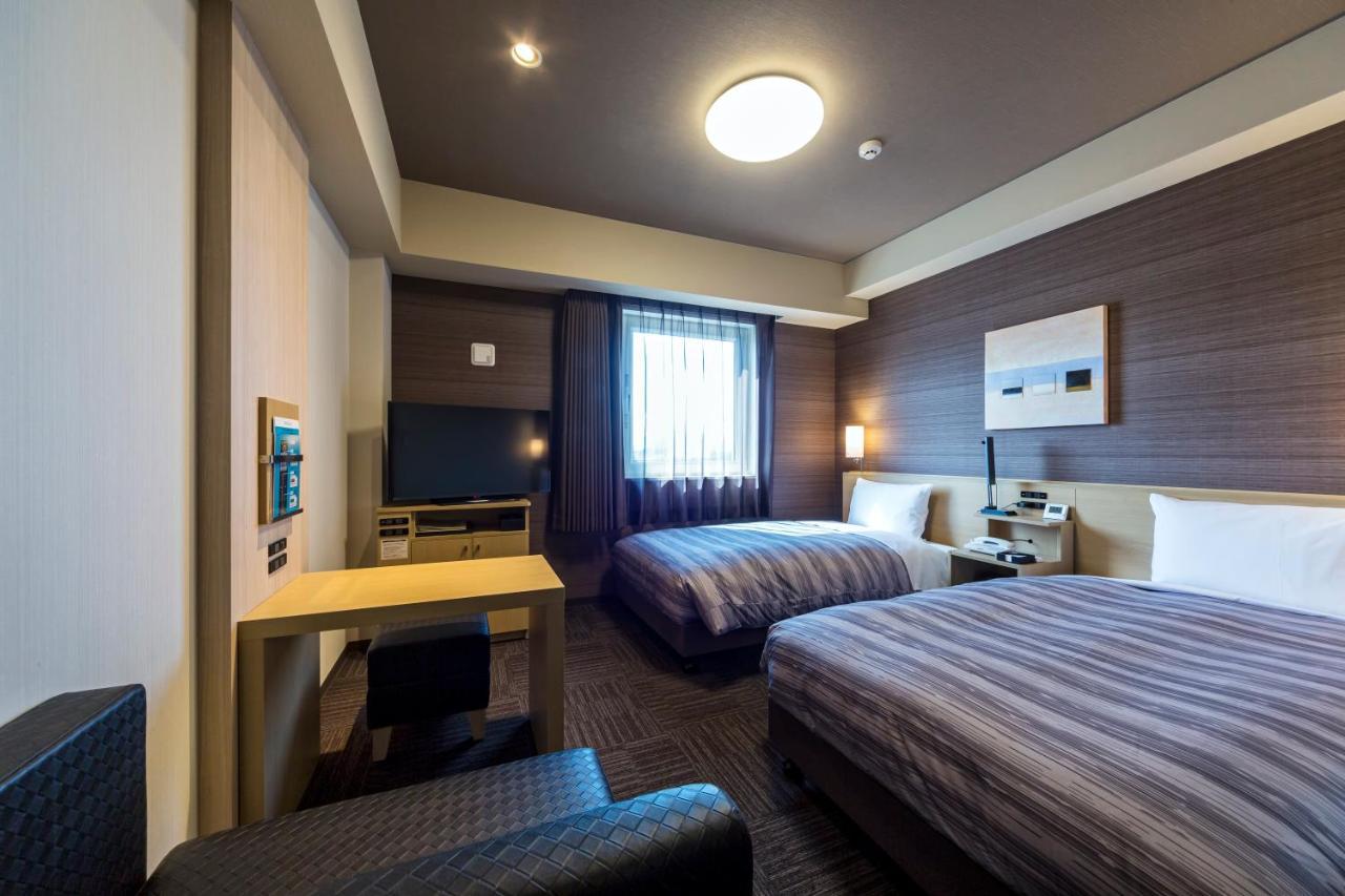 Hotel Route-Inn Кисаразу Екстериор снимка